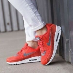 NIKE AIR MAX 90